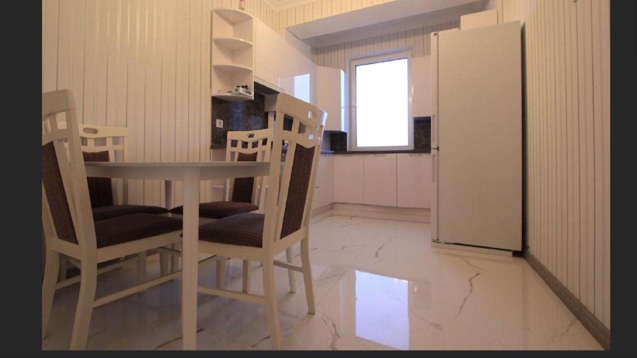 Luxury Exclusive Apartments Skyhouse Exfactor Chisinau Ngoại thất bức ảnh
